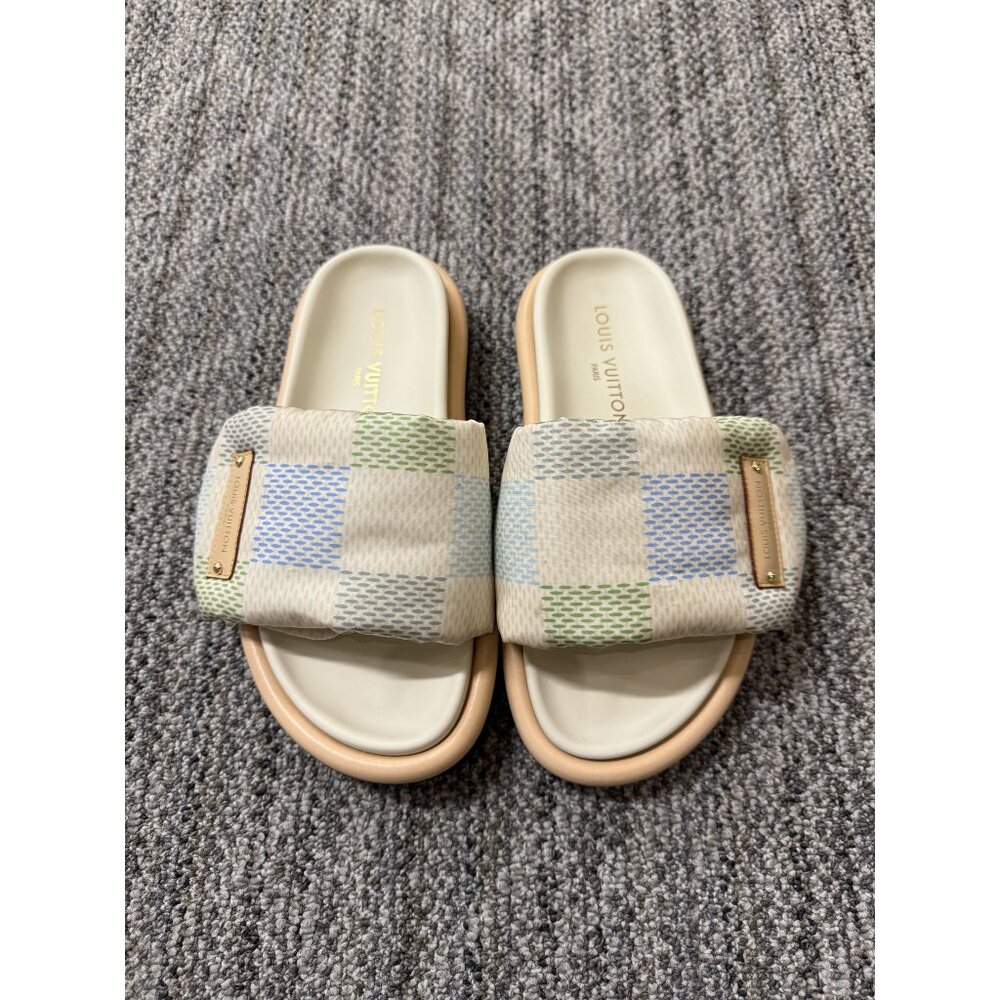 Louis Vuitton Womens Checkered Slide Sandals Beige/Green/Blue Size 38